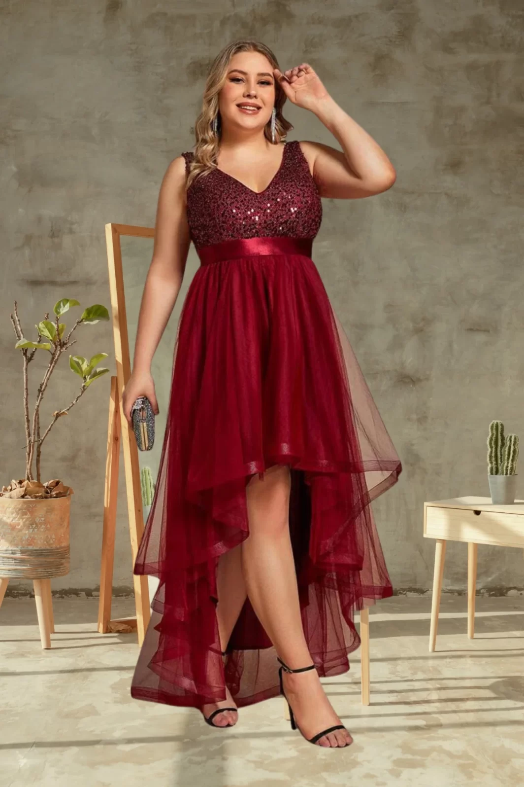 BRICE, Flitteres Plus Size Tüll Ruha BURGUNDI