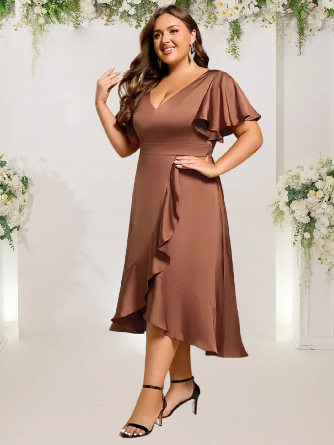 AMELITTA, Plus Size Fodros SZATÉN koktélruha MOKKABARNA